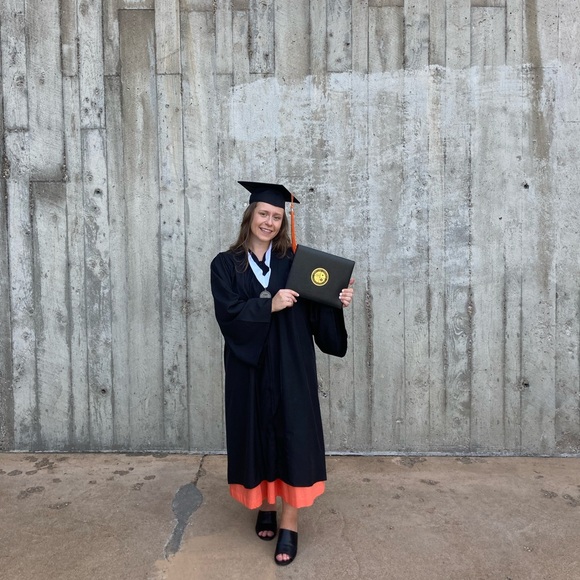 Meet your Posher, Jessica! - Picture 4 of 6